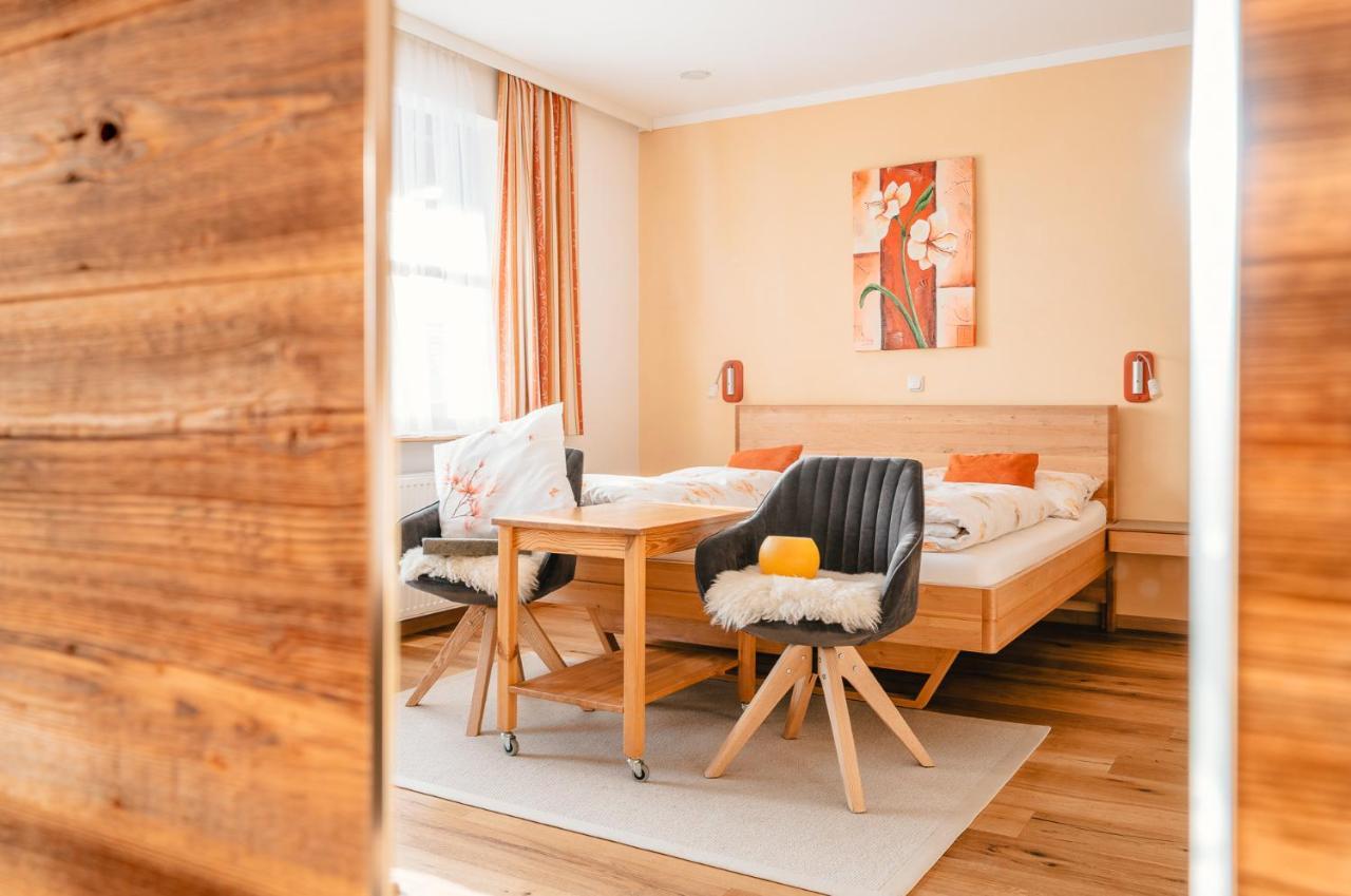 Prinzenhof Hotell Gross Gerungs Exteriör bild